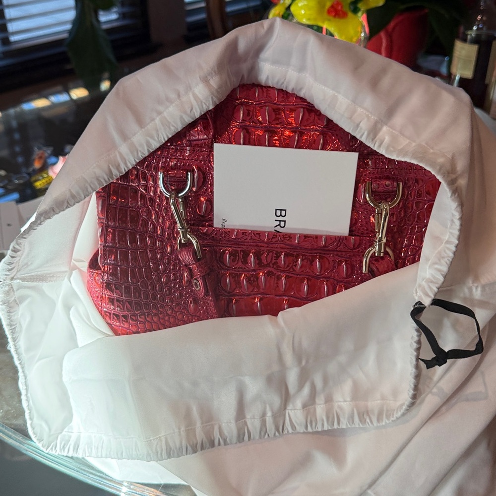 NWOT BRAHMIN LIZ BACKPACK in red dragon - Picture 9 of 11